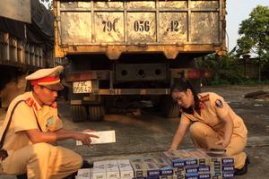 Bắt 2 vụ vận chuyển thuốc lá không nguồn gốc