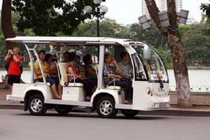 Thí điểm xe 4 bánh chạy xăng chở khách du lịch