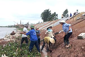 D.A di dân khẩn cấp vùng sạt lở bãi sông Ninh Cơ (Nam Định): Nhiều năm triển khai vẫn chậm tiến độ