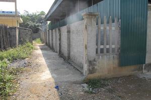 Yên Thủy (Hòa Bình): Trưởng Công an xã chiếm đất công  