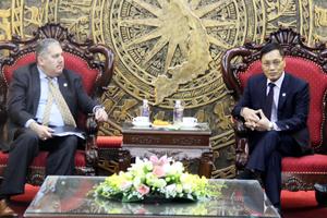 Phó Tổng Thanh tra tiếp Đoàn Ngoại giao Hoa Kỳ về APEC