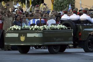 Cuba bắt đầu lễ an táng lãnh tụ cách mạng Fidel Castro Ruz