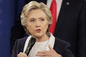 Bà Clinton lần đầu lên tiếng về kiểm lại phiếu bầu tổng thống