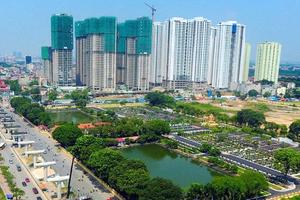 Cùng TNR Holdings Việt Nam và ca sỹ Uyên Linh đón sinh nhật, chào năm mới