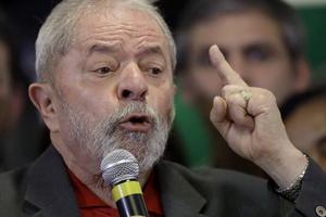 Cựu Tổng thống Brazil tiếp tục đối mặt cáo buộc tham nhũng
