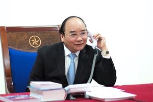 Thủ tướng điện đàm với Tổng thống đắc cử Donald Trump