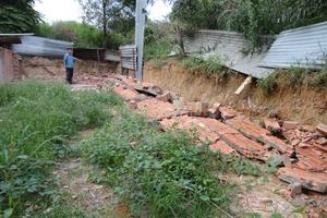 Chủ tịch phường chỉ đạo hủy tài sản của công dân