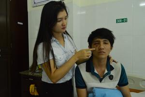 Kết luận vụ “đập mặt vào đồng hồ xe do thắng gấp”