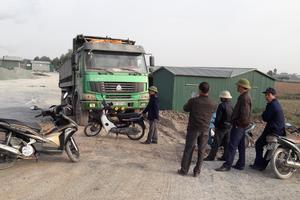 Đào hào ngăn doanh nghiệp nâng cấp Quốc lộ 1A để đòi đất