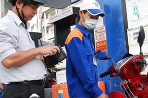 Tập đoàn xăng dầu lãi kỷ lục, doanh thu Dầu khí giảm mạnh