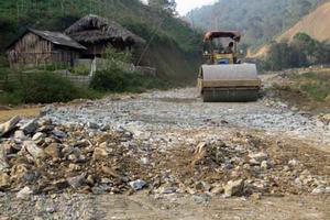 Dự án đường Quý Xa (Lào Cai): Tiến độ “rùa”