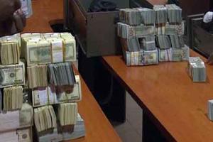 Nigeria thu hồi 177 triệu USD quỹ Nhà nước bị thất thoát