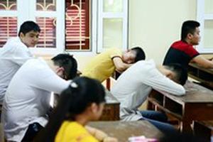 'Bộ GD&ĐT thay đổi liên tục khiến học sinh hoang mang'