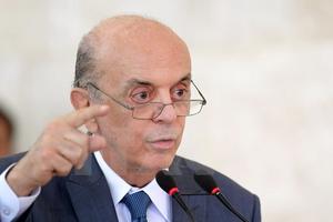Ngoại trưởng Brazil José Serra đệ đơn từ chức lên tổng thống