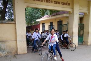 Đề nghị kỷ luật Đảng Hiệu trưởng Lê Văn Đa