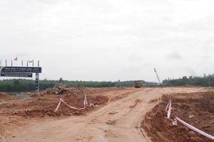 Thủ tướng Chính phủ chỉ đạo bàn giao mặt bằng trước ngày 15/3