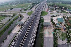 1 km đường cao tốc Bắc - Nam có giá hơn 200 tỷ đồng