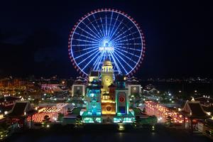 Tàu lượn dạng treo lớn nhất Việt Nam sắp ra mắt tại Asia Park