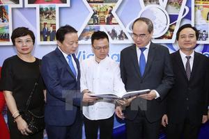 Chủ tịch MTTQ: Cần tích cực viết đề tài phòng, chống tham nhũng