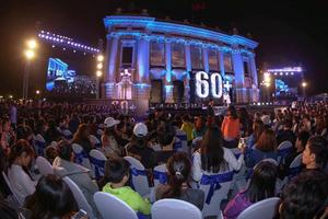 Tắt đèn, bật tương lai