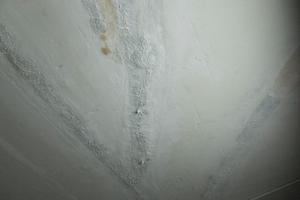 Cần sớm lắp đặt lại hệ thống barie