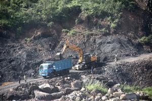 Vẫn còn kẽ hở trong quản lý khai thác than tại một số tỉnh