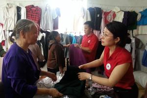 Khai trương Gian hàng Chữ thập đỏ 