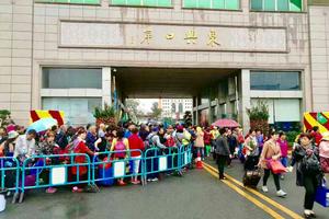 Nhà nước thất thu từ du lịch, “tour 0 đồng” có cần loại bỏ?