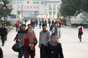 Tour giá rẻ, 0 đồng: Việt Nam không phải là nạn nhân đầu tiên