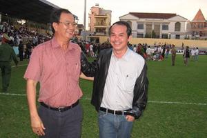 Quan chức VFF chẳng giống ai!