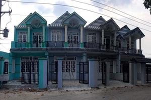 Buông lỏng quản lý, dân xây xong nhà mới phát hiện không phép