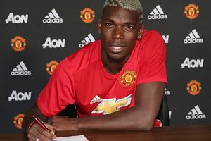 FIFA điều tra khẩn cấp thương vụ Pogba tới Man United