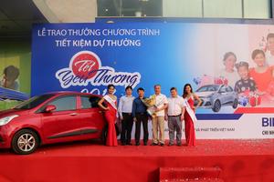 Khách hàng BIDV nhận giải 500 triệu đồng 