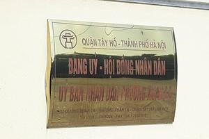 Ai “cấp phép” để doanh nghiệp đào hè, dựng rào?