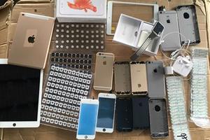 12 container nghi chở hàng hiệu thẩm lậu vào Việt Nam