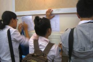 “Chạy” thất nghiệp bằng học... cao học