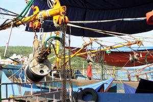 Sai phạm khó tin trong vụ tàu vỏ thép nằm bờ