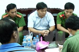 Tạm giam 2 cán bộ quản lý thị trường vì hành vi thiếu trách nhiệm