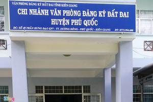 Giám đốc Văn phòng Đăng ký đất đai Phú Quốc bị bắt
