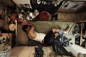 200 nghìn dân Hong Kong đang nhồi nhét trong “nhà quan tài”