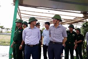 Ngổn ngang sau cơn bão số 2