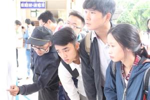 “Sốc” vì điểm chuẩn vào đại học năm nay