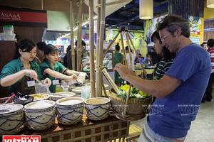 Khám phá khu chợ dưới lòng đất đầu tiên ở Sài thành