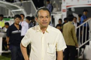 Bầu Đức, nếu chán bóng đá hãy vui vẻ chia tay
