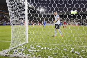 Nhận lương cao, Donnarumma bất ngờ ký hợp đồng 4 năm với AC Milan