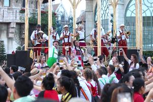 Vui say với lễ hội bia B’estival 2017 tại Sun World Ba Na Hills