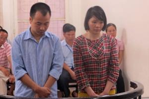Sau cú điện, nhiều nạn nhân ngoan ngoãn "cúng" tiền tỷ