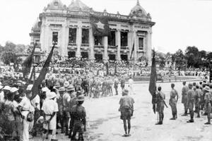 Tìm lại những tờ báo cũ từ năm 1945 viết về Cách mạng tháng Tám