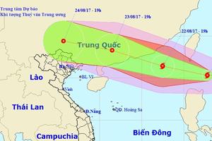 Bão Hato tăng tốc và mạnh lên, có thể đi vào đất liền Bắc Bộ