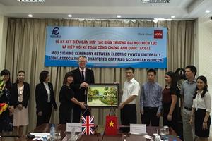 Đại học Điện lực đẩy mạnh hợp tác với Hiệp hội Kế toán công chứng Anh